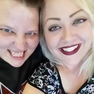 Meet your Posher, Cassandra